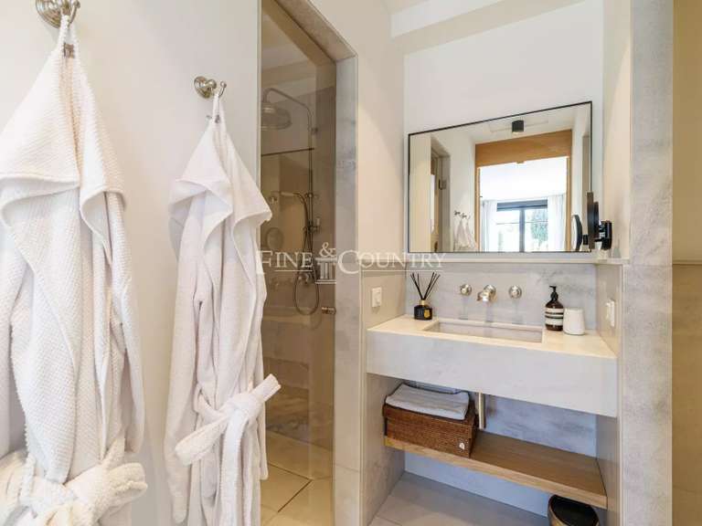 Villa Mougins - 5 bedrooms - 500m²