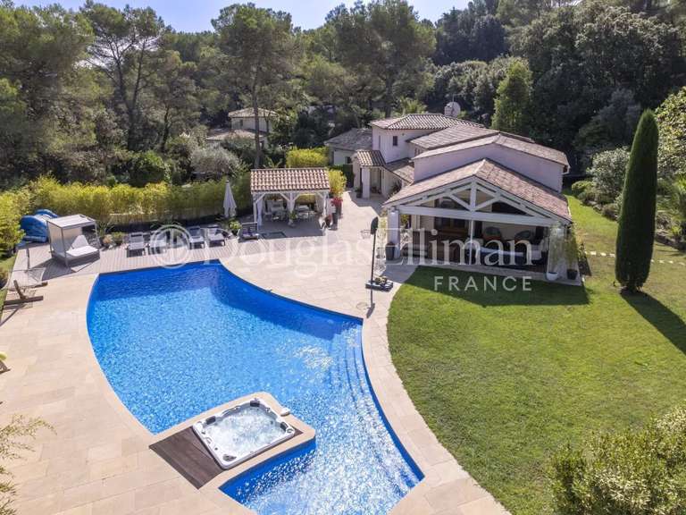 Villa Mougins - 7 chambres - 362m²