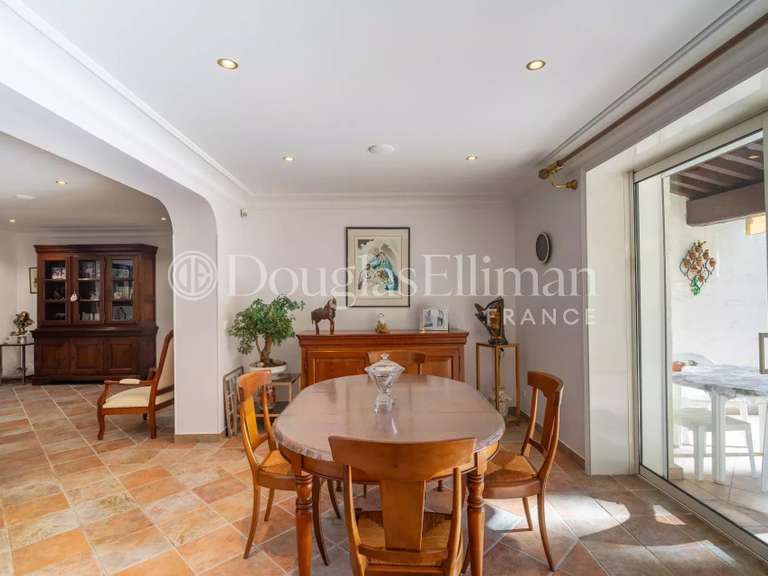 Villa Mougins - 3 chambres - 203m²