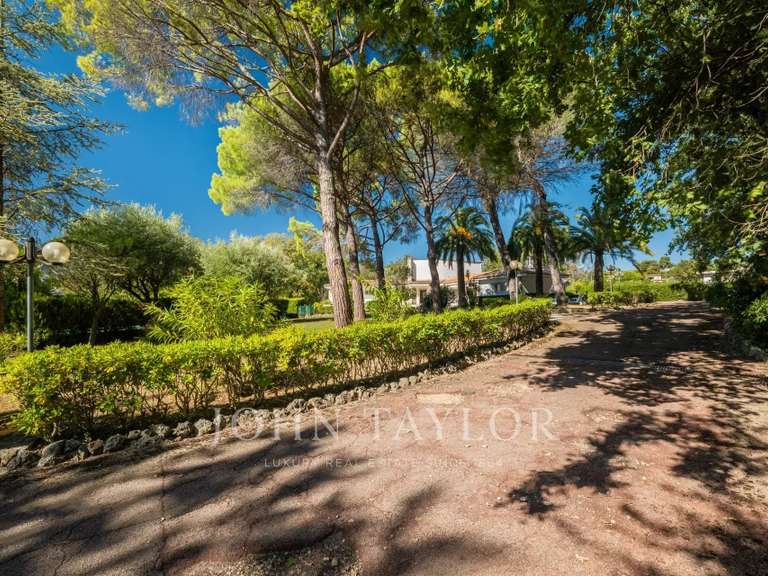 Villa Mougins - 7 chambres - 475m²