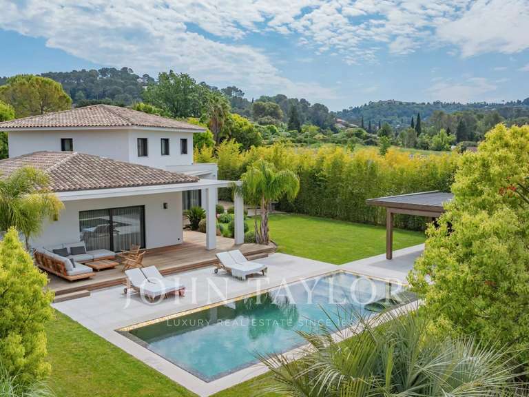 Villa Mougins - 4 bedrooms - 217m²