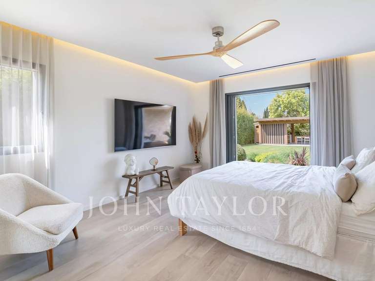 Villa Mougins - 4 bedrooms - 217m²