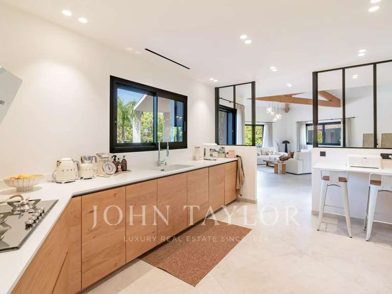 Villa Mougins - 4 bedrooms - 217m²