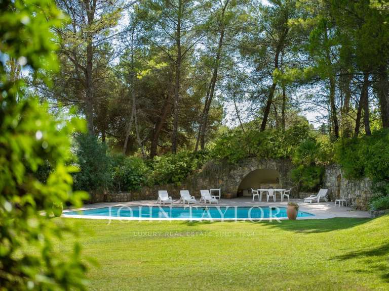 Villa Mougins - 6 bedrooms - 520m²