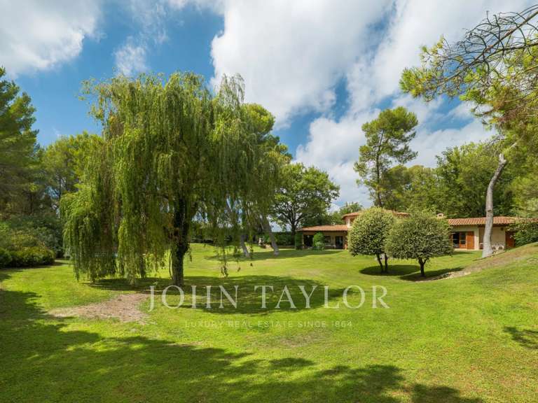 Villa Mougins - 6 bedrooms - 520m²