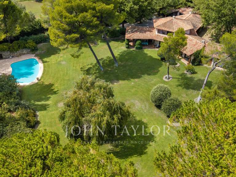 Villa Mougins - 6 bedrooms - 520m²