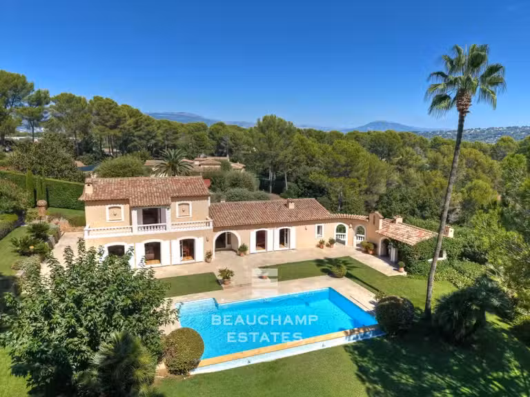 Villa Mougins - 6 chambres - 340m²