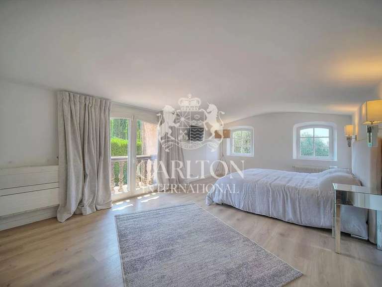 Villa Mougins - 4 bedrooms - 280m²