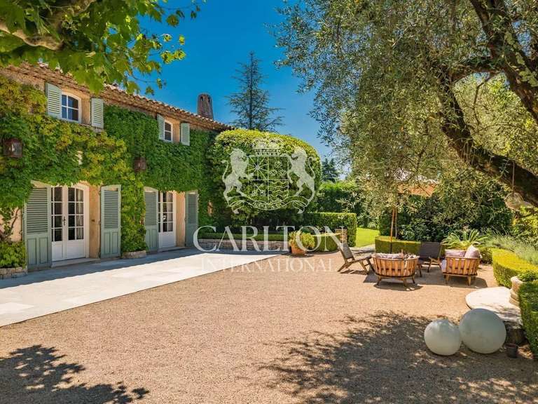 Villa Mougins - 4 bedrooms - 280m²