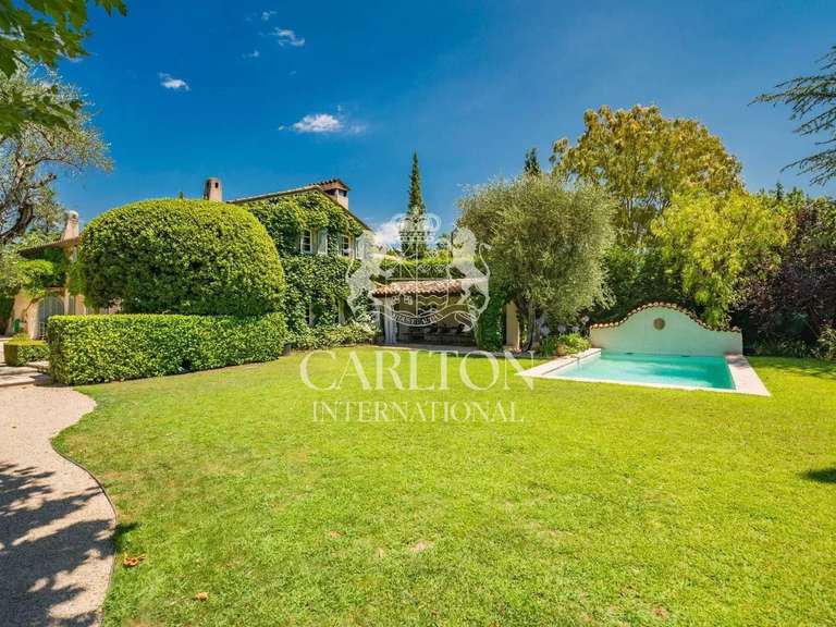 Villa Mougins - 4 bedrooms - 280m²