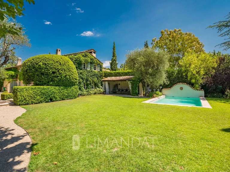 Villa Mougins - 4 bedrooms - 279m²