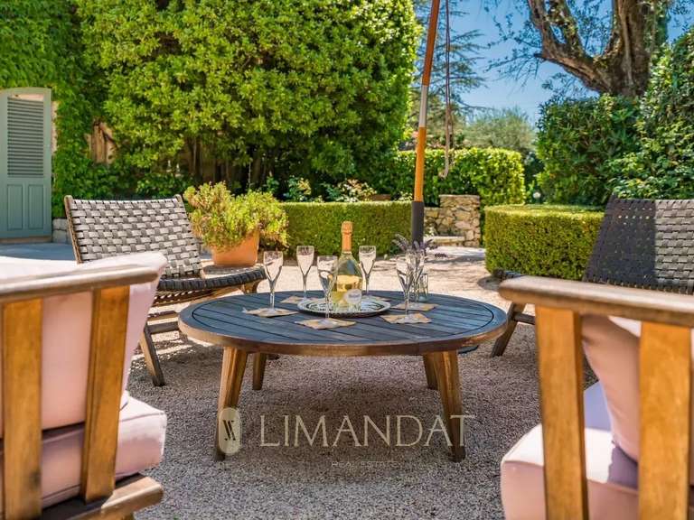 Villa Mougins - 4 bedrooms - 279m²