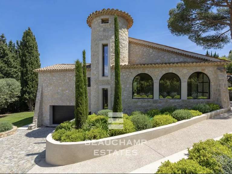 Villa Mougins - 5 bedrooms - 350m²