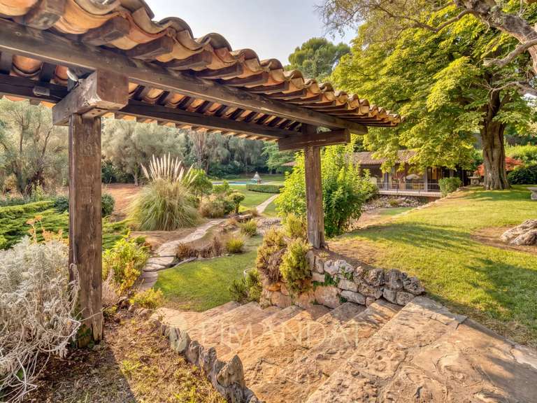 Villa Mougins - 6 chambres - 450m²