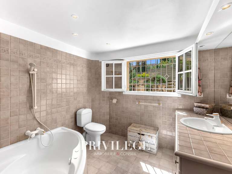 Villa Mougins - 6 chambres - 170m²