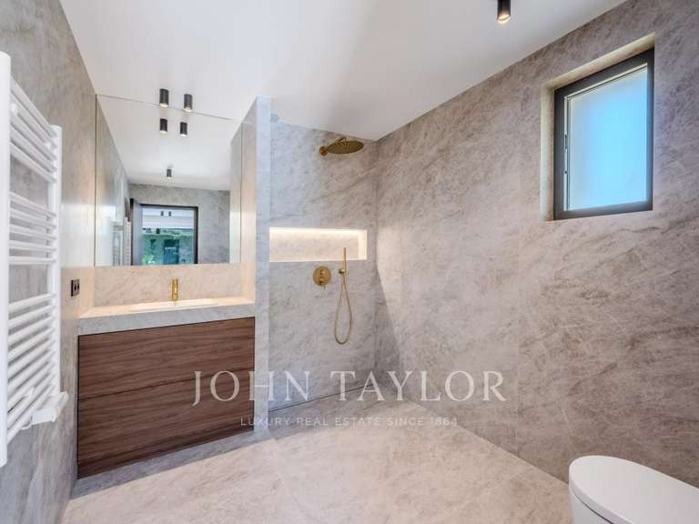 Villa Mougins - 5 bedrooms - 254m²