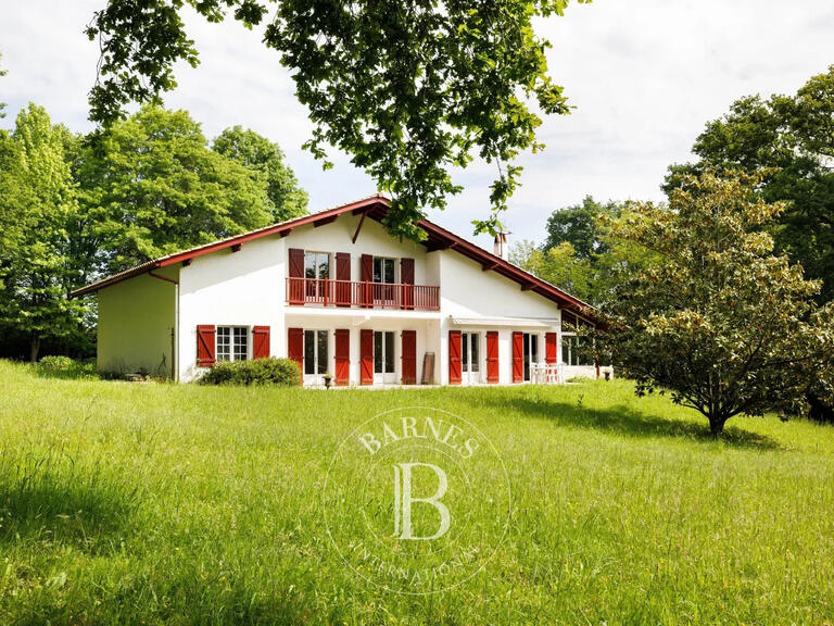 House Mouguerre - 5 bedrooms - 230m²