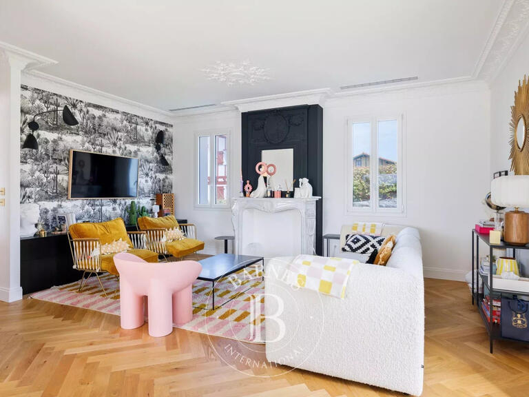 House Mouguerre - 5 bedrooms - 268m²
