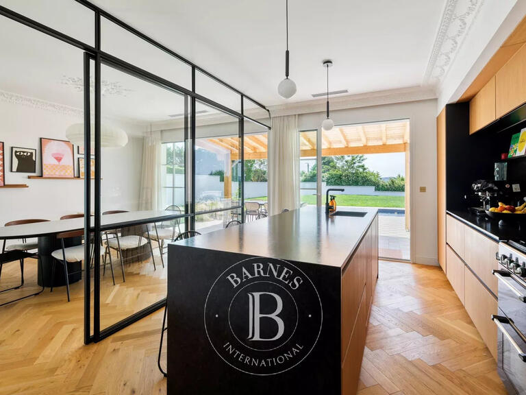 House Mouguerre - 5 bedrooms - 268m²