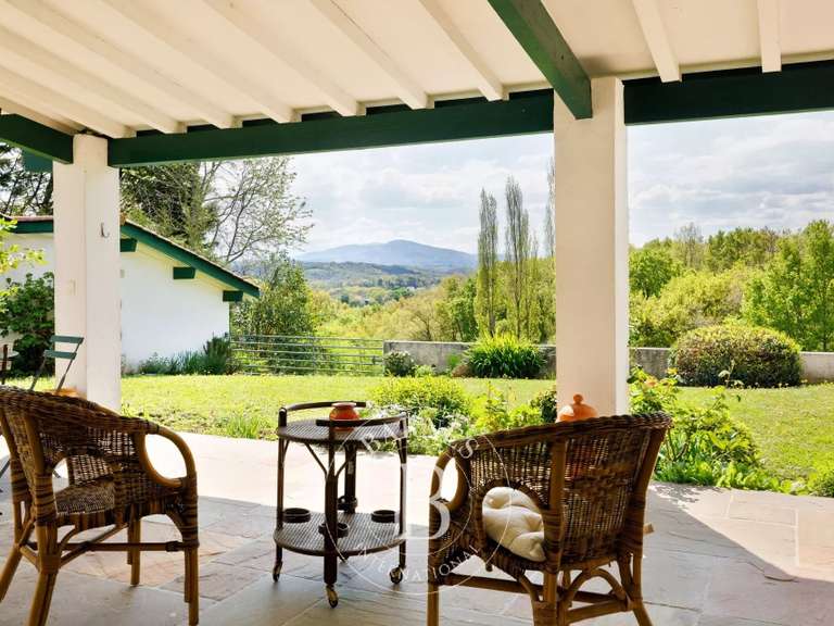 Maison Mouguerre - 5 chambres - 243m²