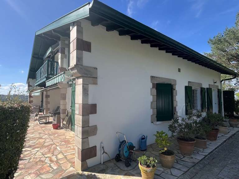 Maison Mouguerre - 4 chambres - 192m²