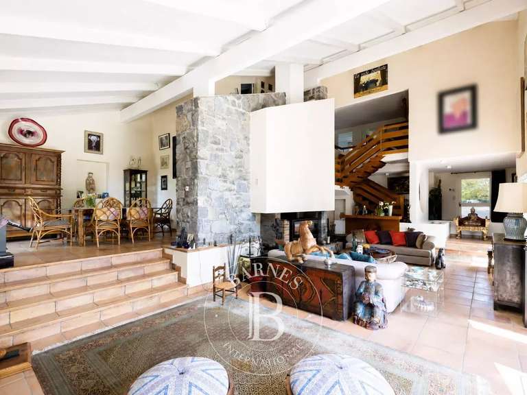 Maison Mouguerre - 4 chambres - 384m²