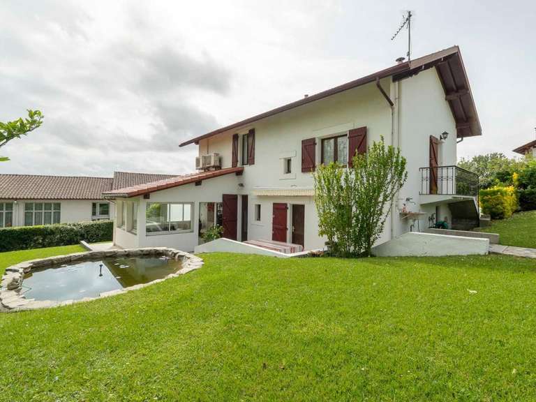 Maison Mouguerre - 4 chambres - 160m²