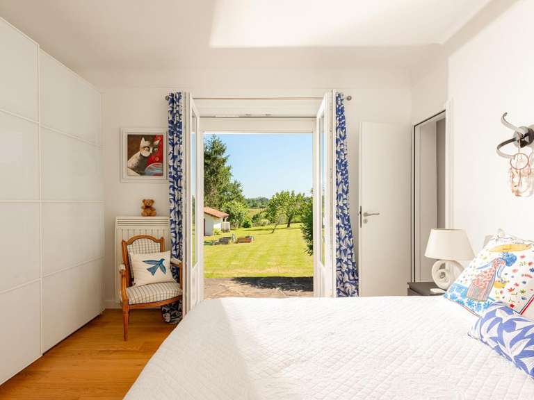 Maison Mouguerre - 8 chambres - 260m²