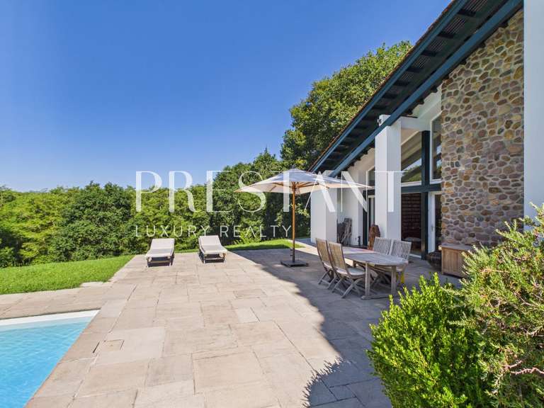 Maison Mouguerre - 4 chambres - 292m²
