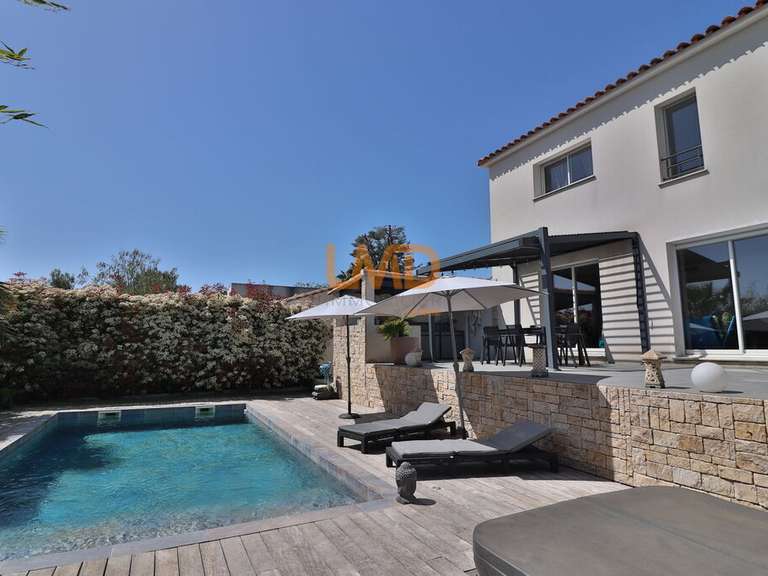 Maison Moules - 4 chambres - 171m²