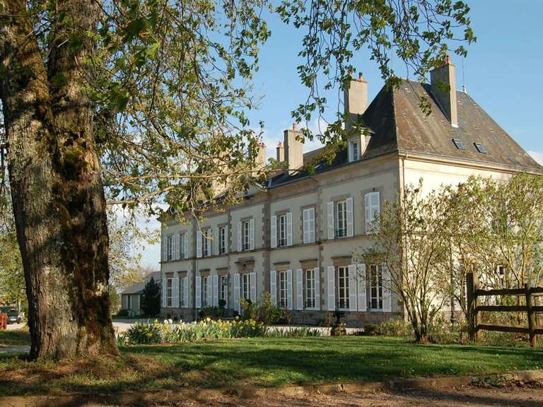 Château Moulins - 968m²