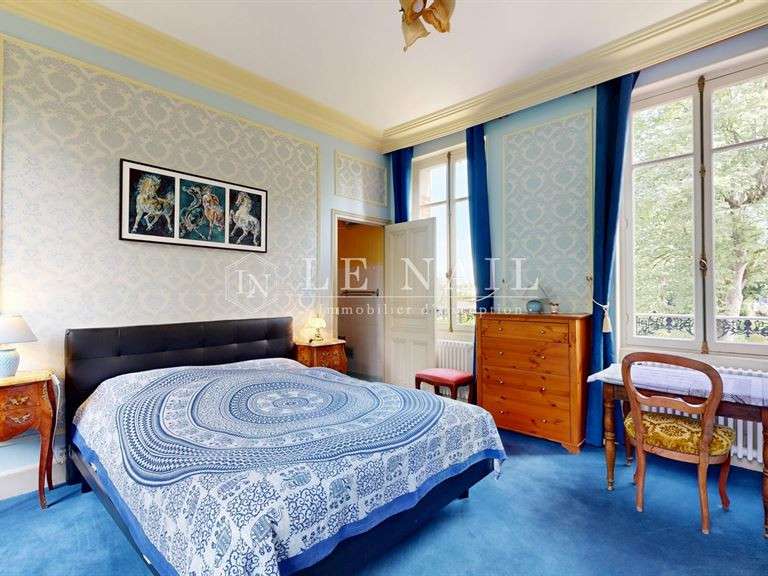 Maison Moulins - 7 chambres - 280m²