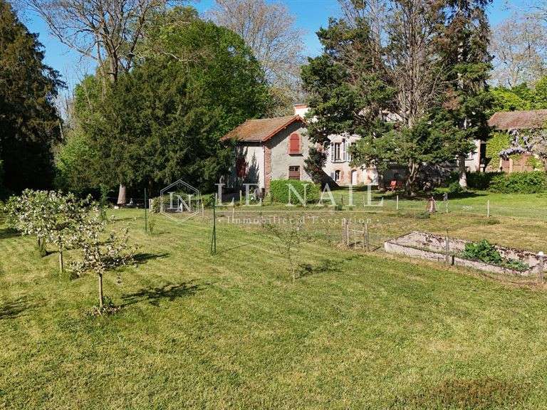 Maison Moulins - 7 chambres - 280m²