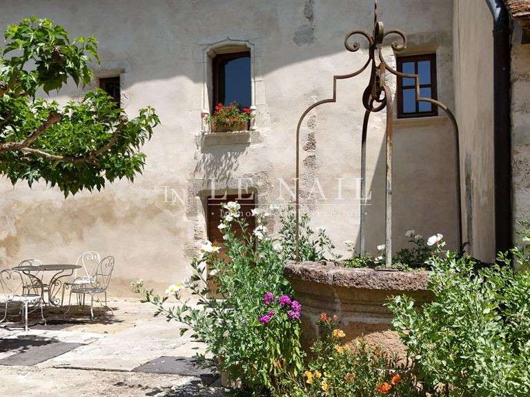 Maison Moulins