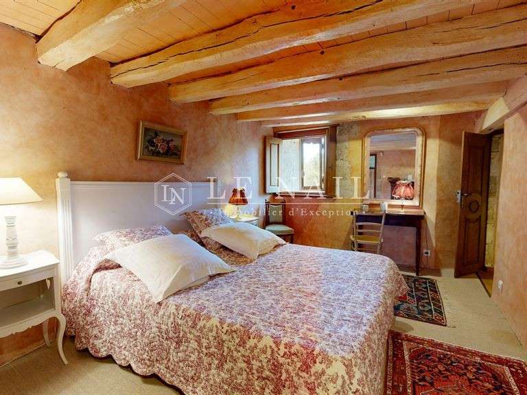 Maison Moulins - 3 chambres - 248m²