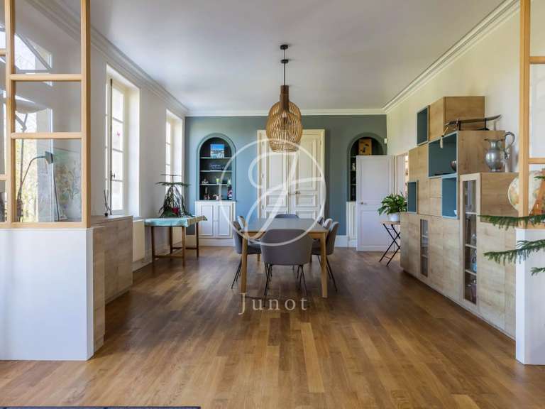 Manor Moulins - 500m²