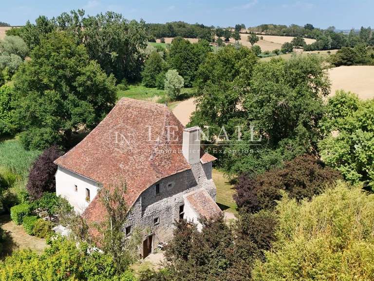 Manor Moulins - 3 bedrooms - 248m²