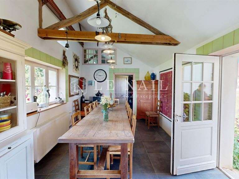 Propriété Moulins - 6 chambres - 421m²