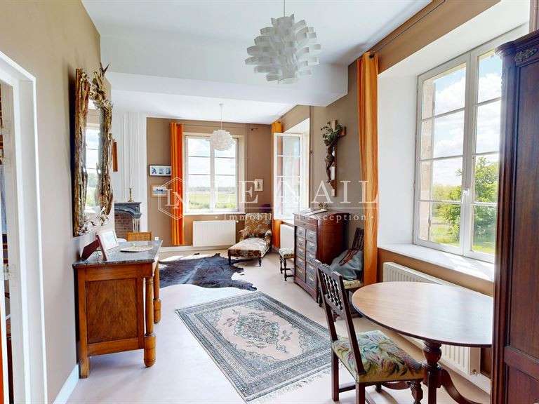Propriété Moulins - 6 chambres - 421m²