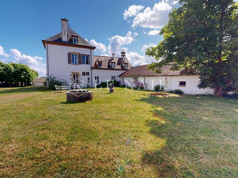 Propriété Moulins - 6 chambres - 421m²