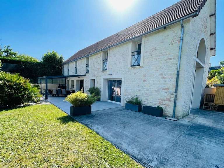House Moulins-en-Bessin - 4 bedrooms - 177m²
