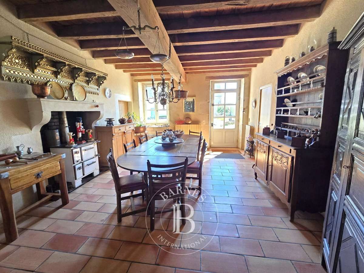 Bien atypique Moulins-sur-Yèvre