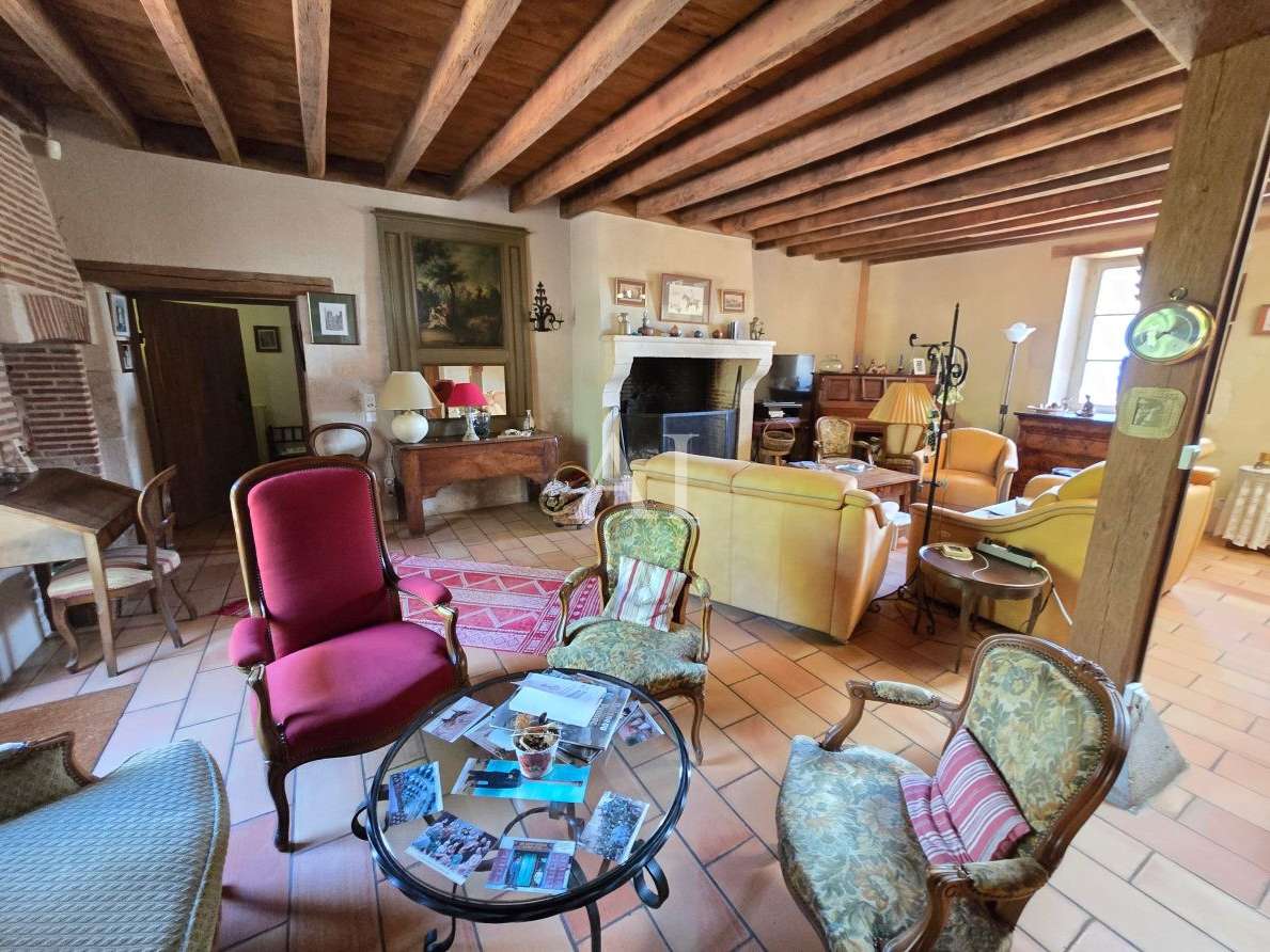 Maison Moulins-sur-Yèvre