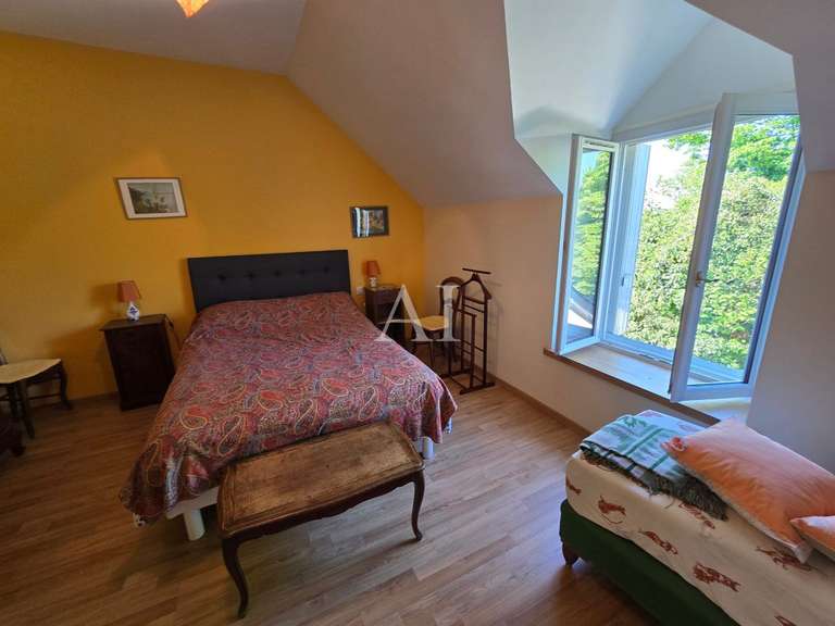 Maison Moulins-sur-Yèvre - 6 chambres - 311m²