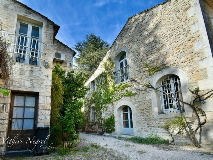 Sale House Mouriès - 9 bedrooms