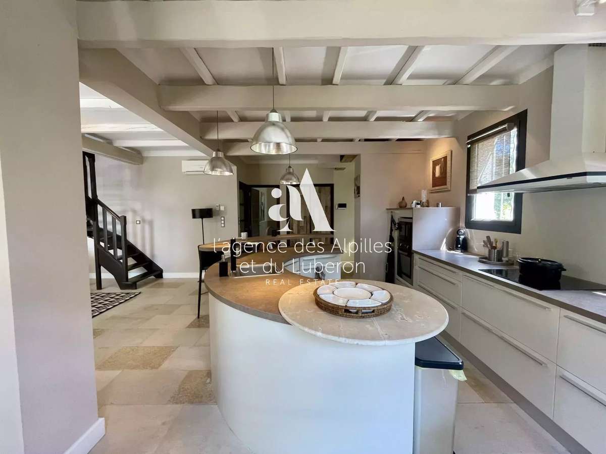Maison Mouriès