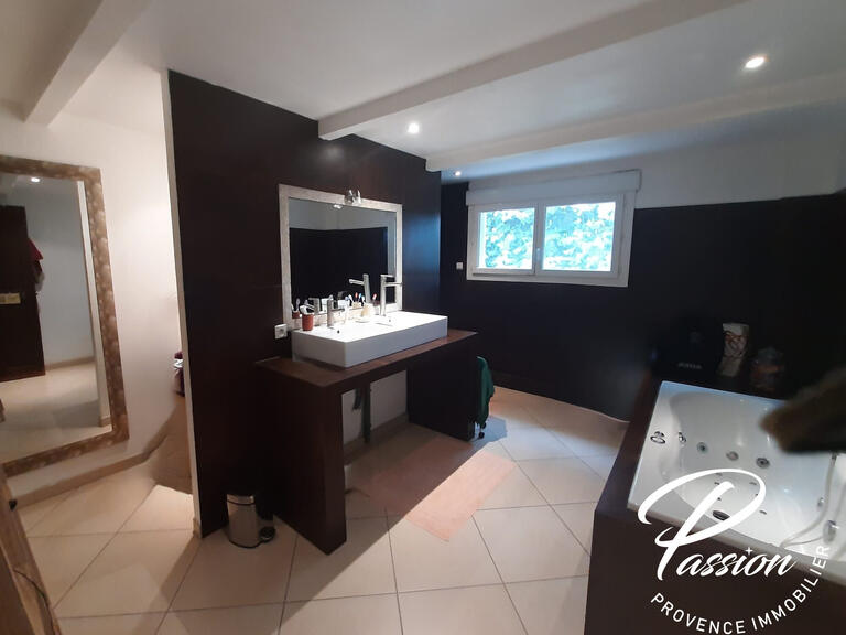 House Mouriès - 4 bedrooms - 267m²