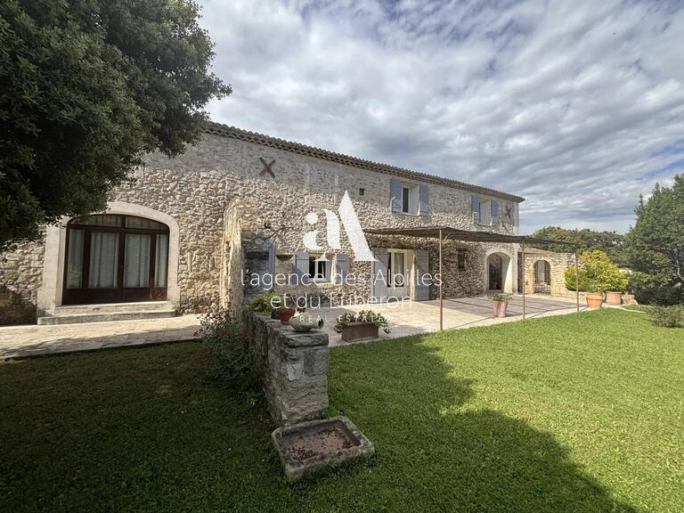 House Mouriès - 500m²