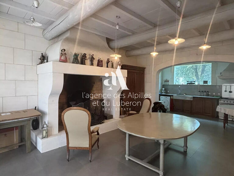 House Mouriès - 500m²