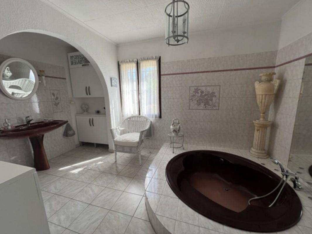 Maison Mouriès